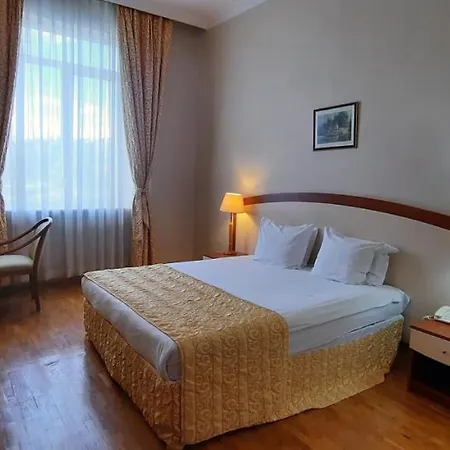 Ramada By Wyndham Trimontium Hotell 4*