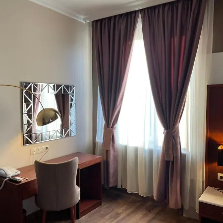 Ramada By Wyndham Trimontium Пловдив