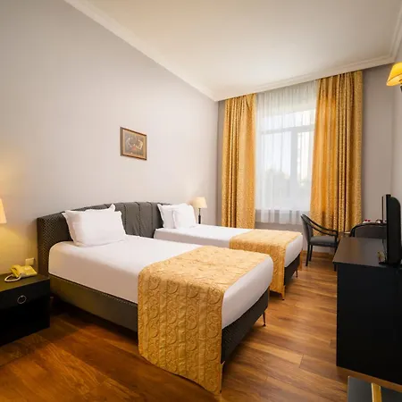 Готель Ramada By Wyndham Trimontium 4*