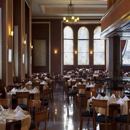 Ramada By Wyndham Trimontium 4* Пловдив