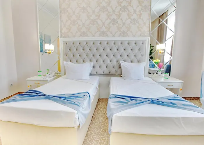 Ramada By Wyndham Trimontium Готель 4*