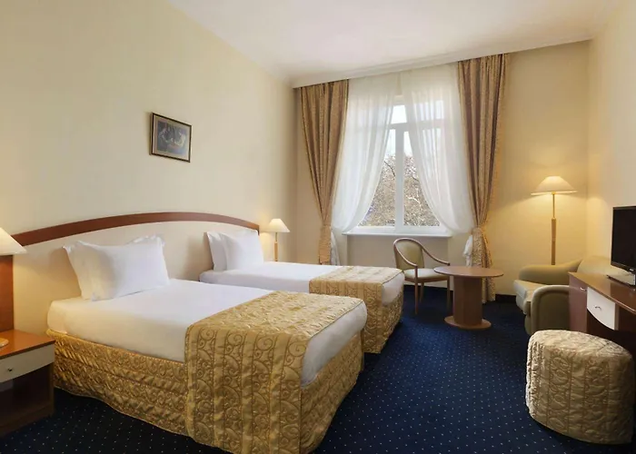 Готель Ramada By Wyndham Trimontium 4*