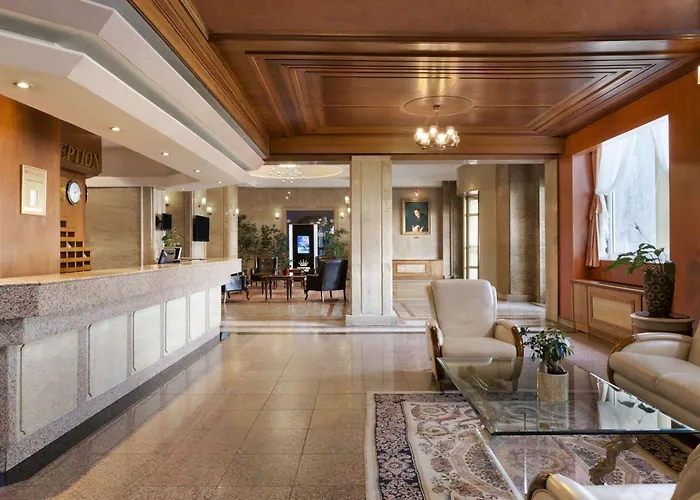 Ramada By Wyndham Trimontium 4* Пловдив