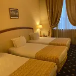 Ramada By Wyndham Trimontium Hotel