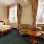 Hotel Ramada By Wyndham Trimontium