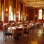 Hotel Ramada By Wyndham Trimontium 4*