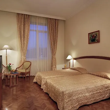 Ramada By Wyndham Trimontium