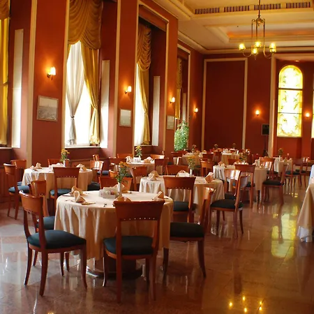 Hotel Ramada By Wyndham Trimontium 4*