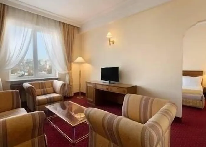 Ramada By Wyndham Trimontium Hotel Plovdiv